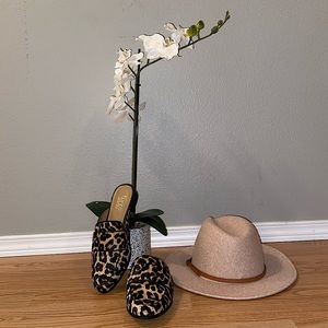 Franco Sarto Cheetah/ Leopard Faux Hairs Mule